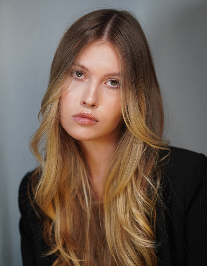 Діалог із тінню 222461 1 795x1024