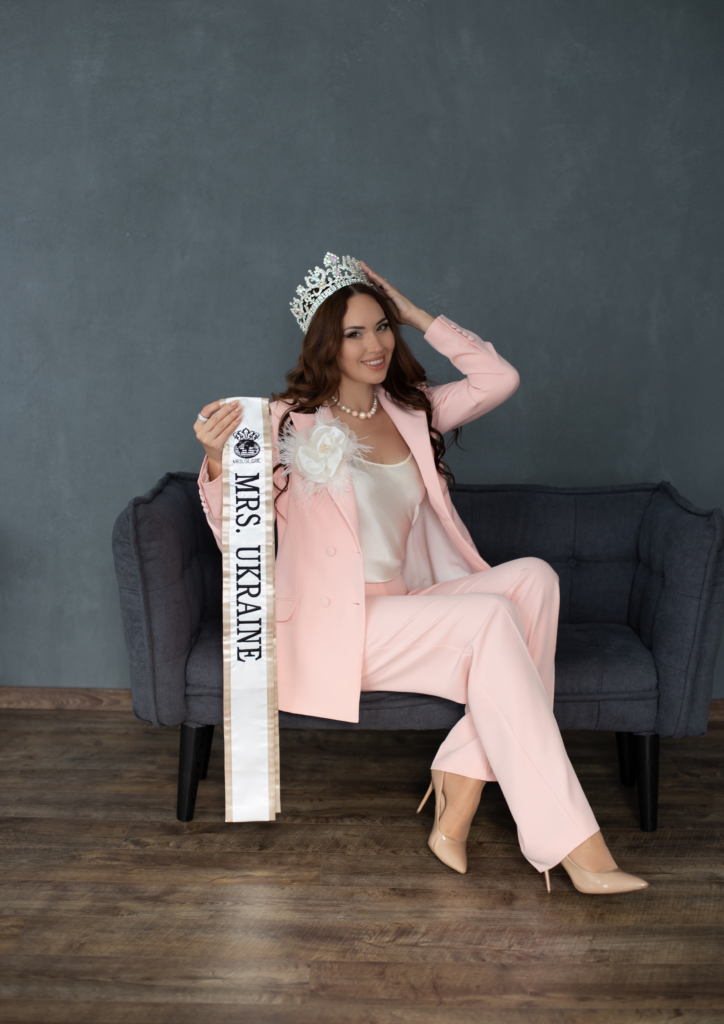 Краса без кордонів: історія міс із серцем Європи 222534 724x1024